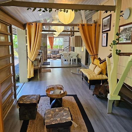 Faaora Lodge, Little Paradise Haapiti 외부 사진